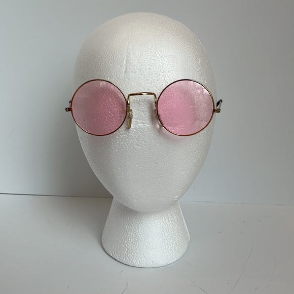 Fun Glasses - Picture 3 of 10